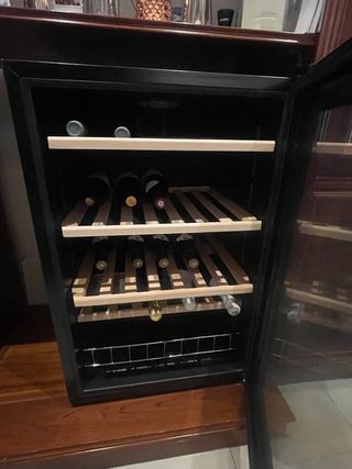 Nevera de vinos Vitempus