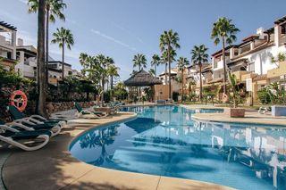 Piso en alquiler en Los Monteros - Bahía de Marbella en Marbella