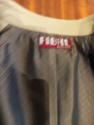 Traje de 3 piezas beige