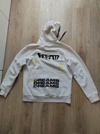 Sudadera blanca con letras REAL DREAMS