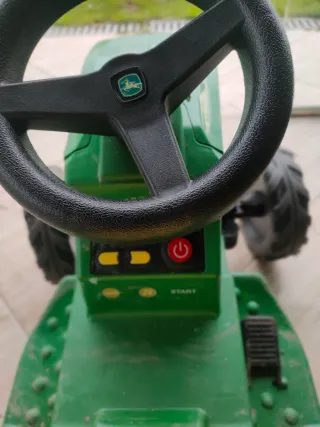 Tractor John Deere para niño