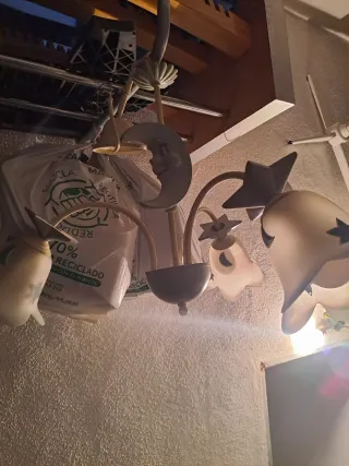 Lámpara infantil luna y estrellas