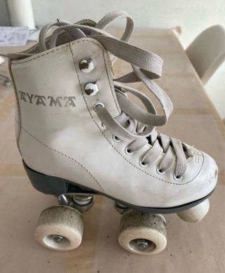 Patines artísticos blancos. Talla 31