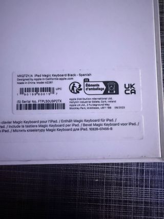 Magic Keyboard Español 11 Space Gray