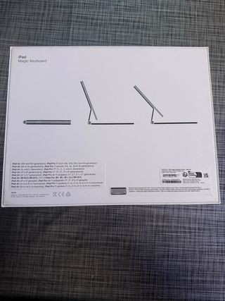 Magic Keyboard Español 11 Space Gray