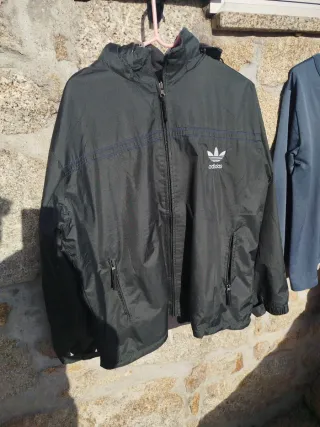 Blusão Adidas Preto