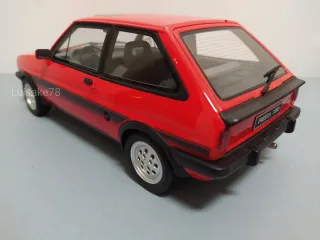 Maqueta Ford Fiesta XR2 Otto 1:18