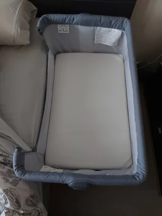 Minicuna colecho Chicco Next2Me y colchón