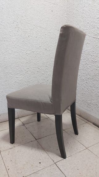 4 Sillas de comedor tapizadas