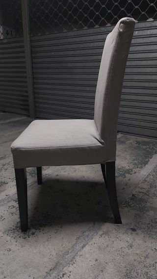 4 Sillas de comedor tapizadas