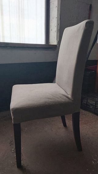 4 Sillas de comedor tapizadas