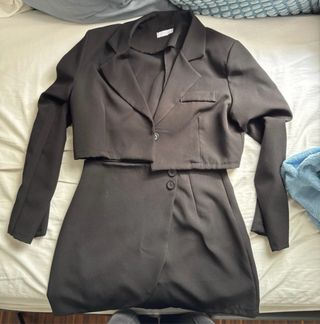 Completo giacca e gonna nero