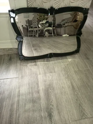 Espejo decorativo negro y blanco