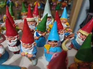 Lote 25 figuras goma pvc años 80 David El Gnomo