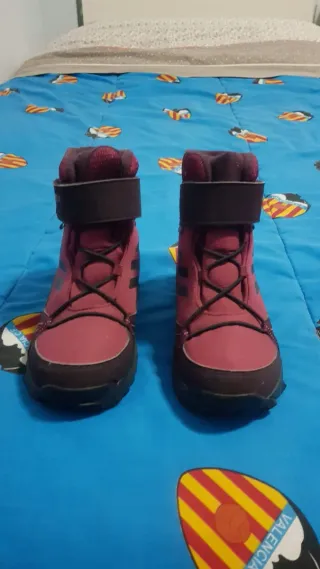 Mono nieve niña T.4 (96-104 cm)