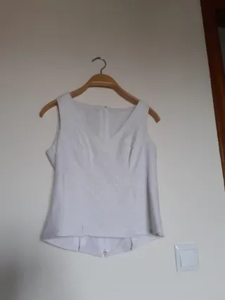 Corpiño flamenco blanco perforado