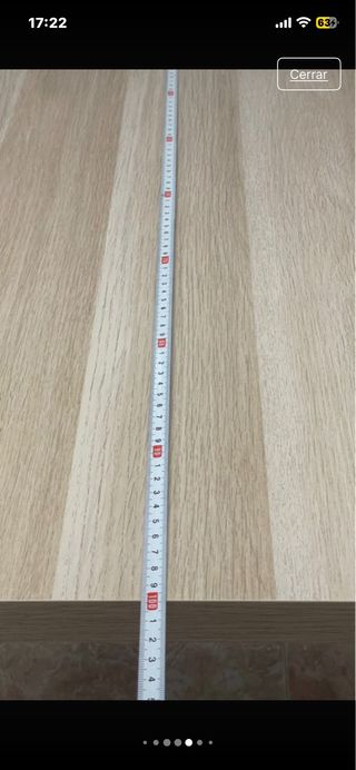 Mesa de madera y metal