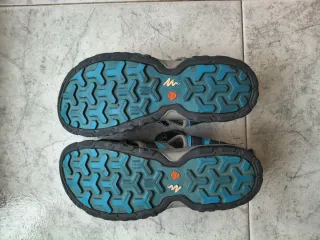 Bambas Decathlon de Verano para Montaña Azul/Gris