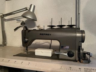 Máquina de coser industrial Refrey 906K