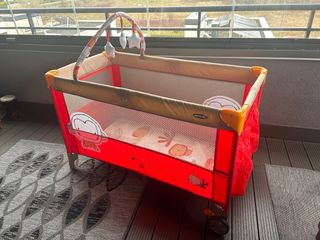 Cuna de viaje Jané 2 niveles + colchón