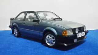 Maqueta Ford Escort SunStar 1:18