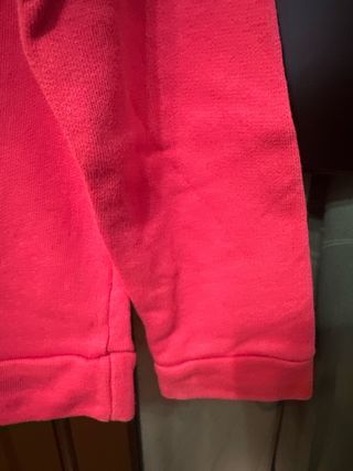 Sudadera Benetton Rosa con Detalles Brillantes