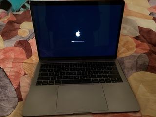 MacBook Pro 13 2017 i5 2.3GHz 8GB RAM
