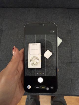 iPhone 12 Pro Max + AirPods 1era gene + fundas