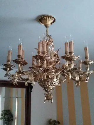 Lámpara de oro  francés