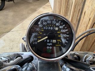 Suzuki VS800 Intruder