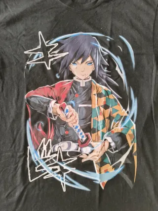 Camiseta Estampada Anime Negro Multicolor