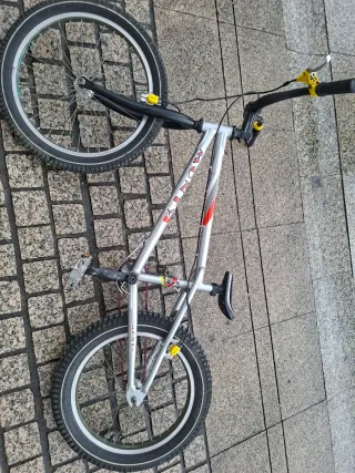 Bicicleta Trial Monty