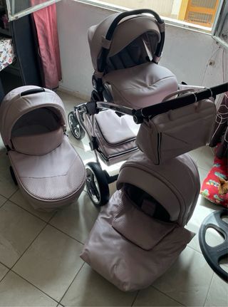 Junama 3 piezas usado el cuco 1 mes y silla 3meses