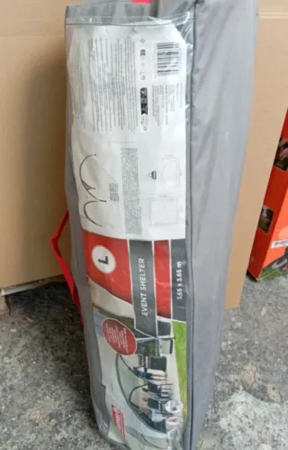 Tenda per eventi Coleman Carpa, gazebo per festival, giardino e campeggio, robusta costruzione con montanti, protezione solare SPF 50+, grigio-verde