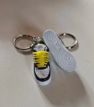 Portachiavi in stile sneakers Air Force 1
