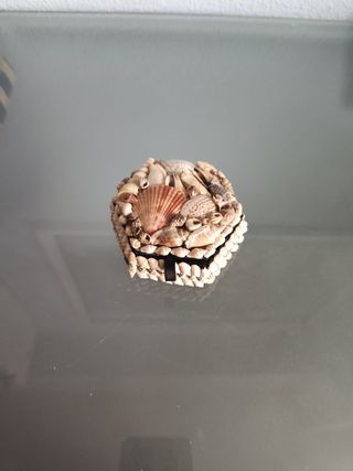 Joyero de conchas
