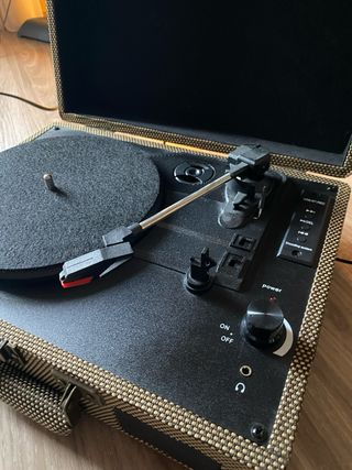 Vintage Vinyl Record Player Suitcase Turntable