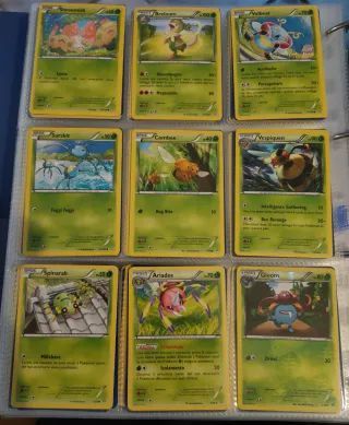Lotto 34 carte Pokemon tipo erba serie XY