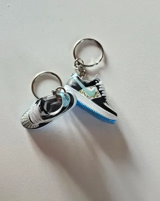 Portachiavi in stile sneakers Nike Air Force 1