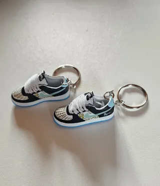 Portachiavi in stile sneakers Nike Air Force 1