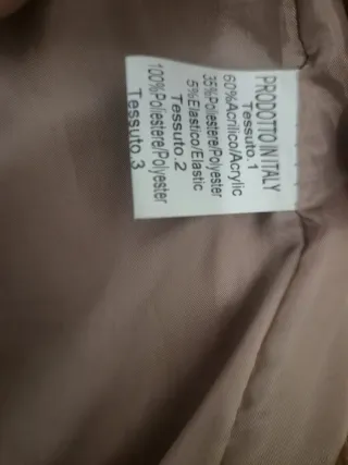 Cappotto con pelliccia beige e marrone