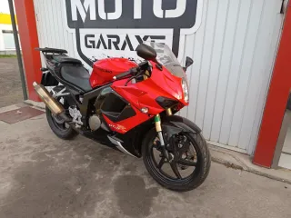 Hyosung GT 125 R Roja