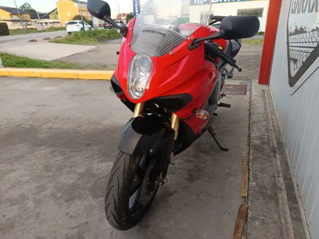 Hyosung GT 125 R Roja