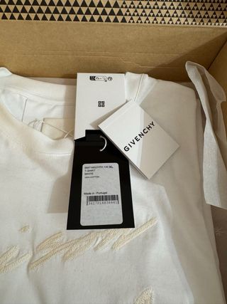 Camiseta Givenchy Bordada Blanca