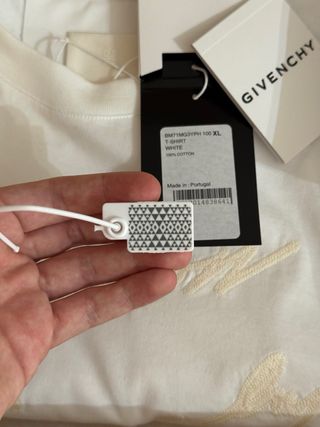 Camiseta Givenchy Bordada Blanca