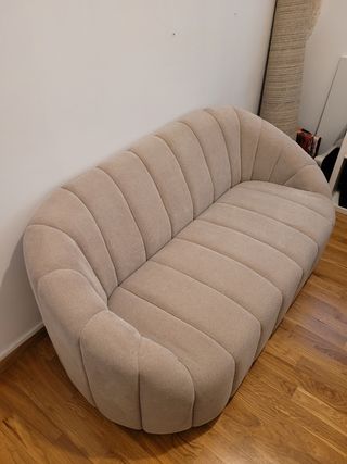 (Negociable) SOFÁ hundige Jysk