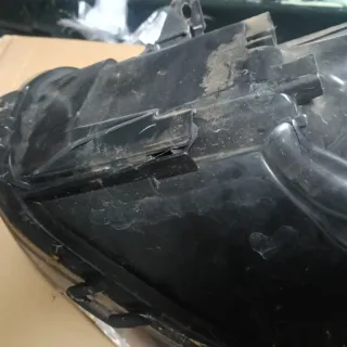 Faro Renault Clio Roto