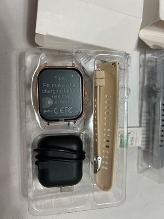 Smart Watch Beige y Dorado