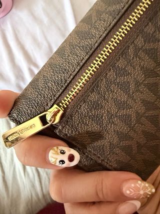 Cartera Michael Kors Jet Set Marrón Logo