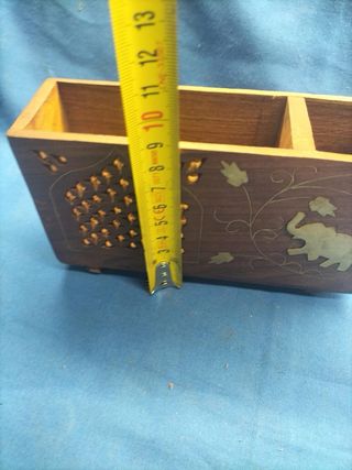 Porta-canetas madeira nobre com latão